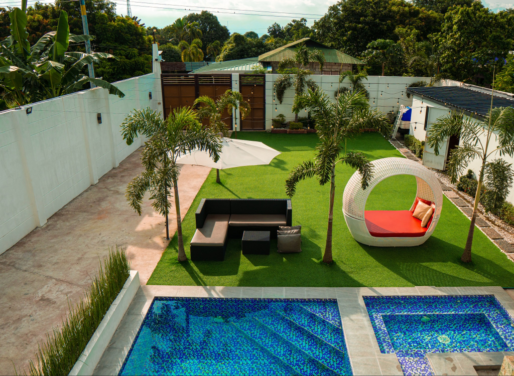 Happy Villa Pampanga Resort Swimming Pool