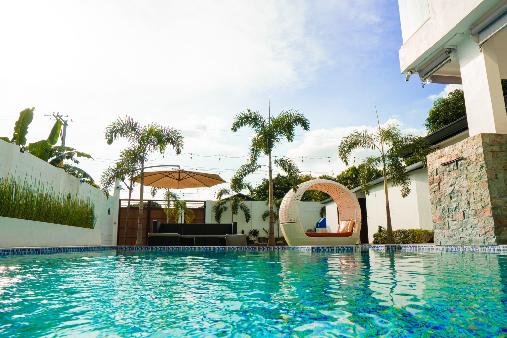 Happy Villa Pampanga Resort Swimming Pool
