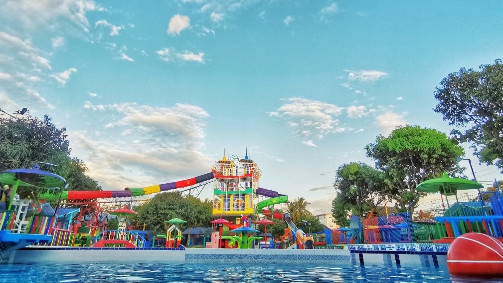 The North Riverside Resort and Leisure Park | Resort Swimming Pool