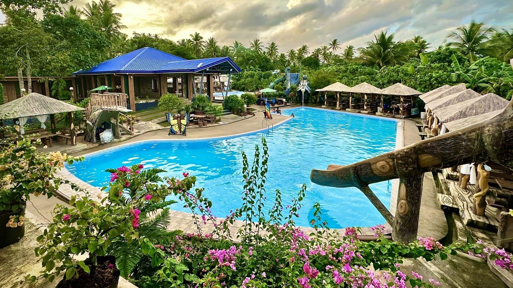 Villa Alegre Resort